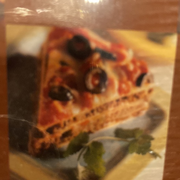 🌻 Comfort Food cookbook NWT - Picture 7 of 9